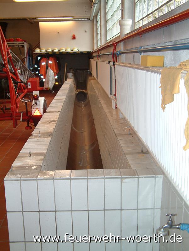 2009.09.18 Aktion Schlauchtrog 001.jpg